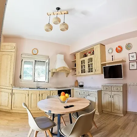 Seaside Serenity Кефалос