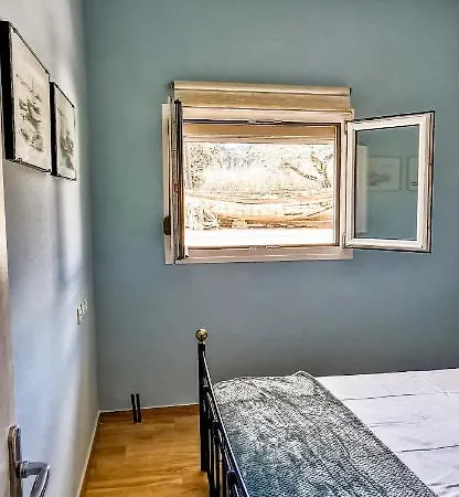 Seaside Serenity Kéfalos